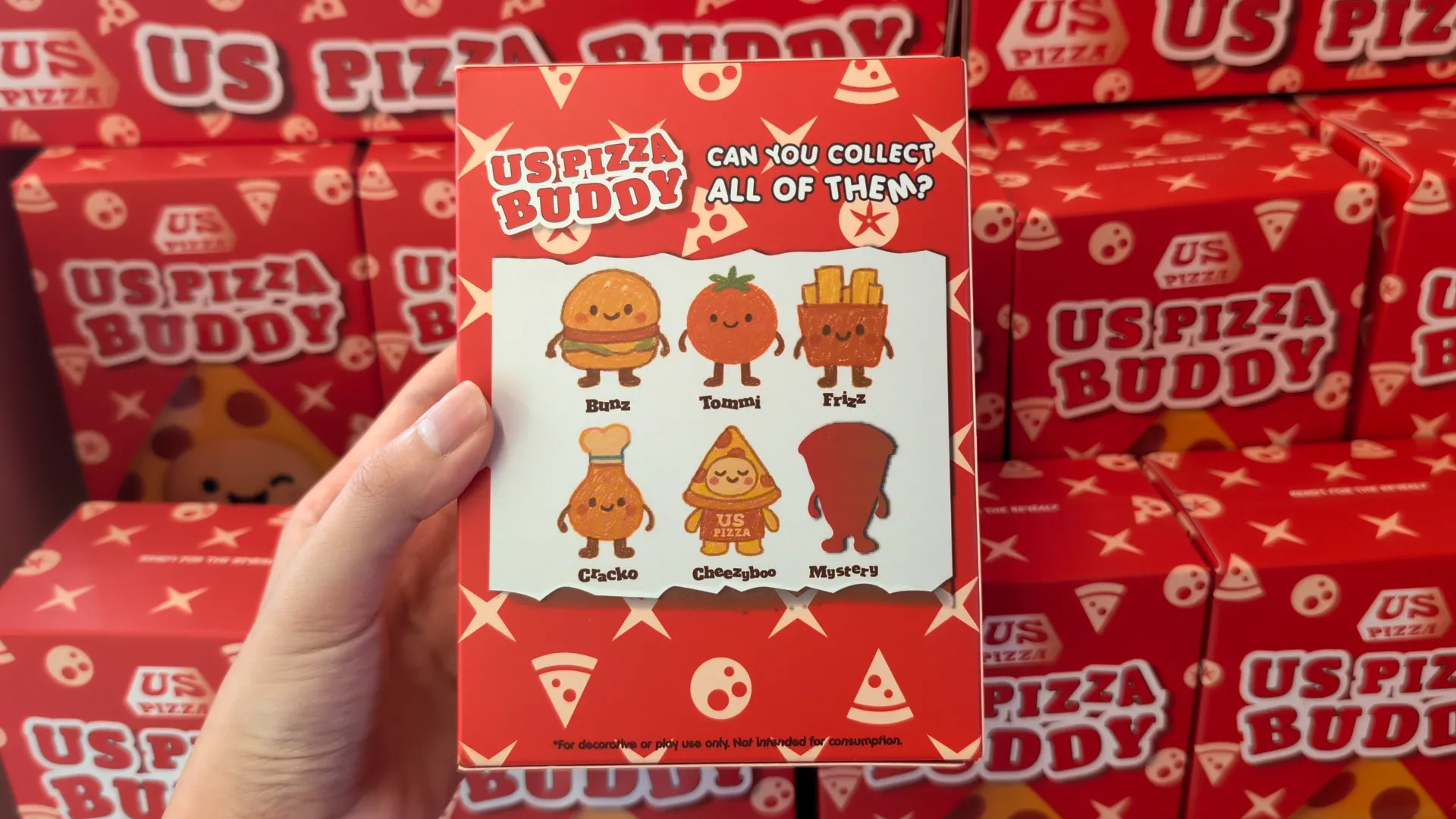 6 Designs Available for US Pizza Blind Box